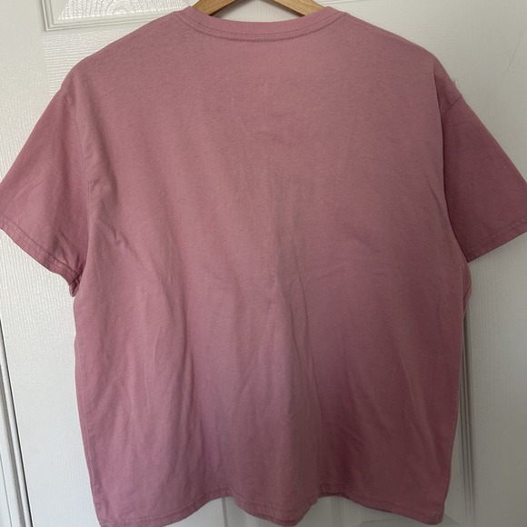 Sex and the City HBO Shopping is my Cardio T-Shirt - Picture 2 of 2